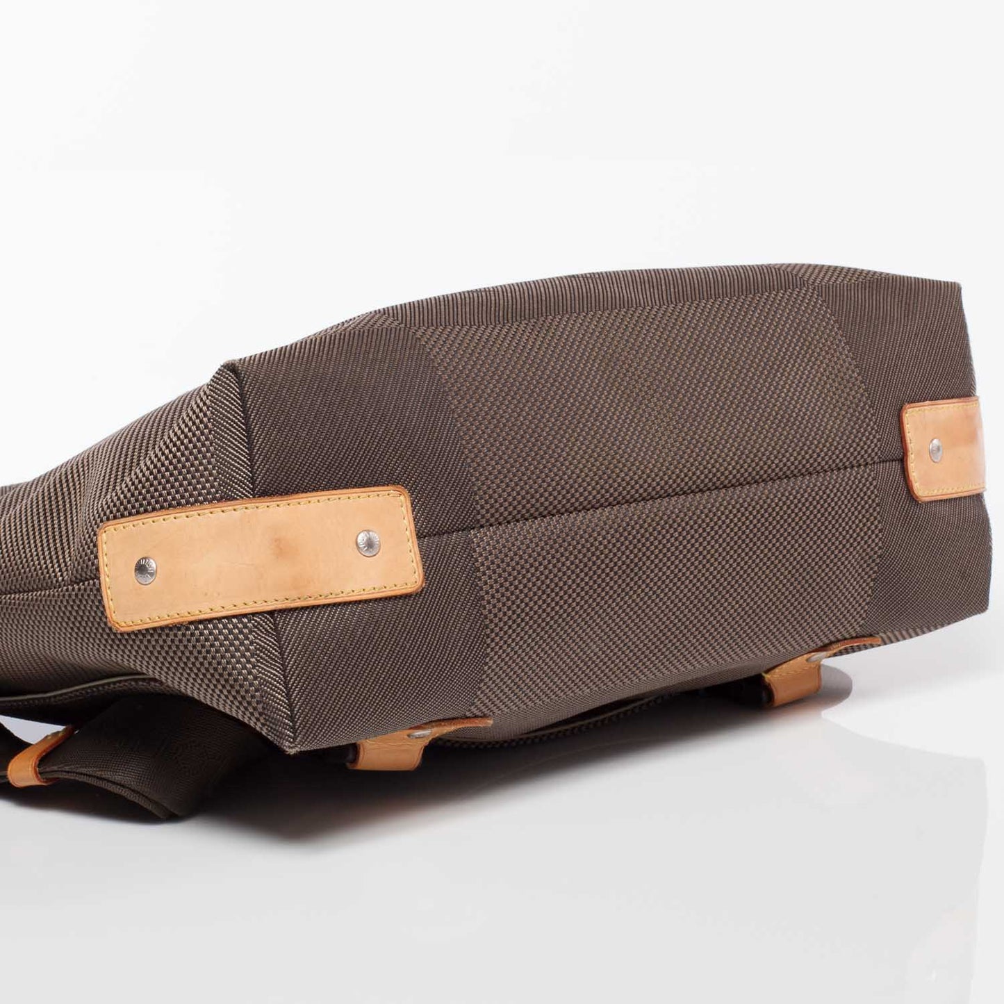 Damier Geant Loup Messenger Bag Earth