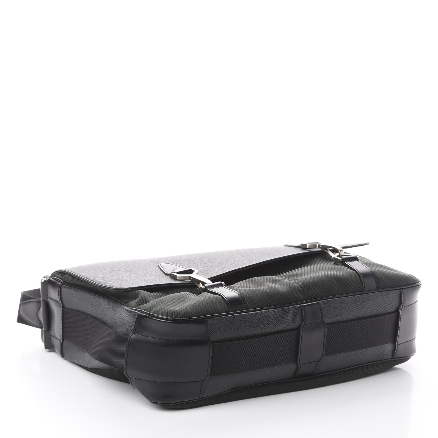 Louis Vuitton Taiga Dersou Messenger Bag Ardoise 3 of 8