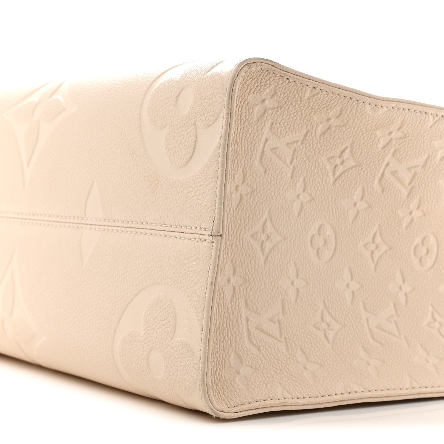 Louis Vuitton Empreinte Monogram Giant Onthego MM Creme 9 of 11
