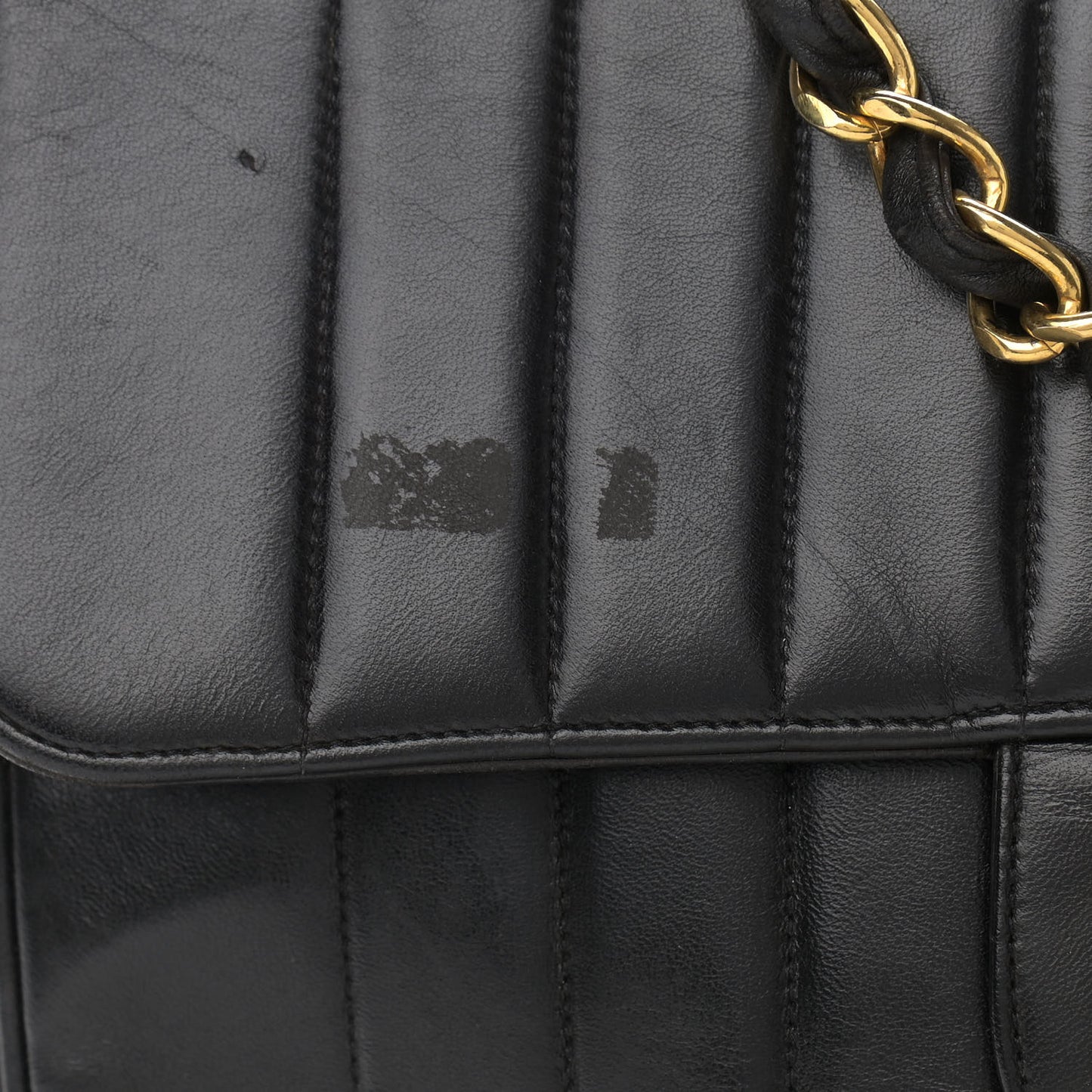 Lambskin Vertical Quilt Jumbo Single Flap Black