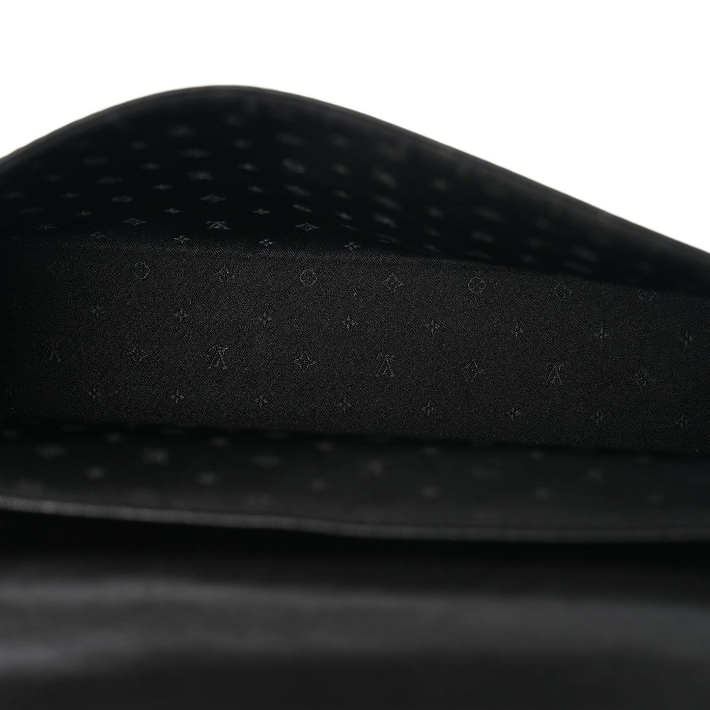 Suhali L Aimable Black