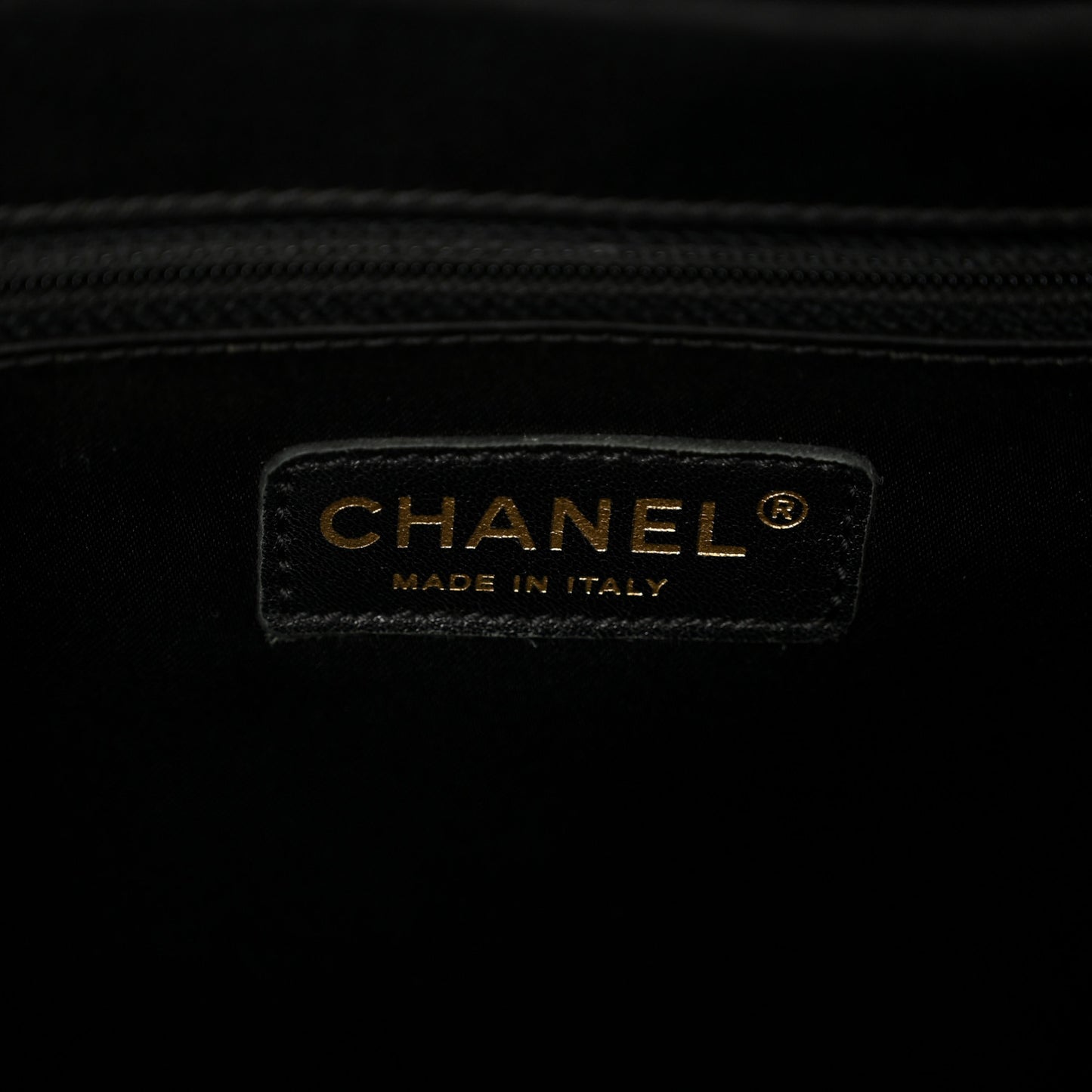 Caviar Quilted XL Grand Shopping Tote GST Black