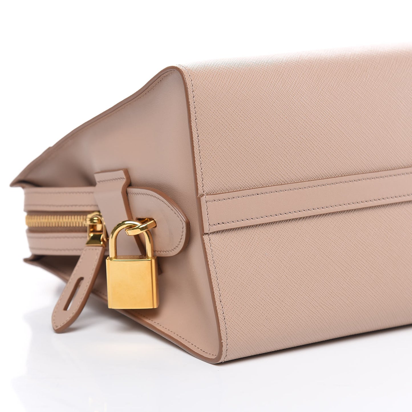 Saffiano City Calfskin Medium Esplanade Cammeo