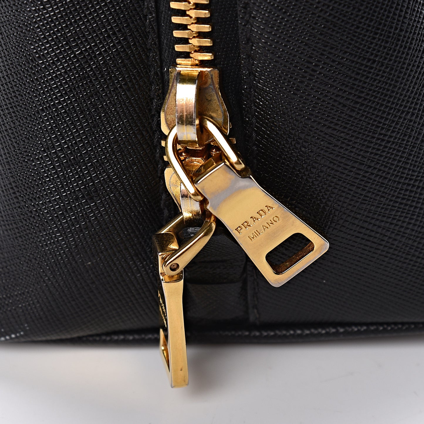 Saffiano Lux Large Promenade Tote Black