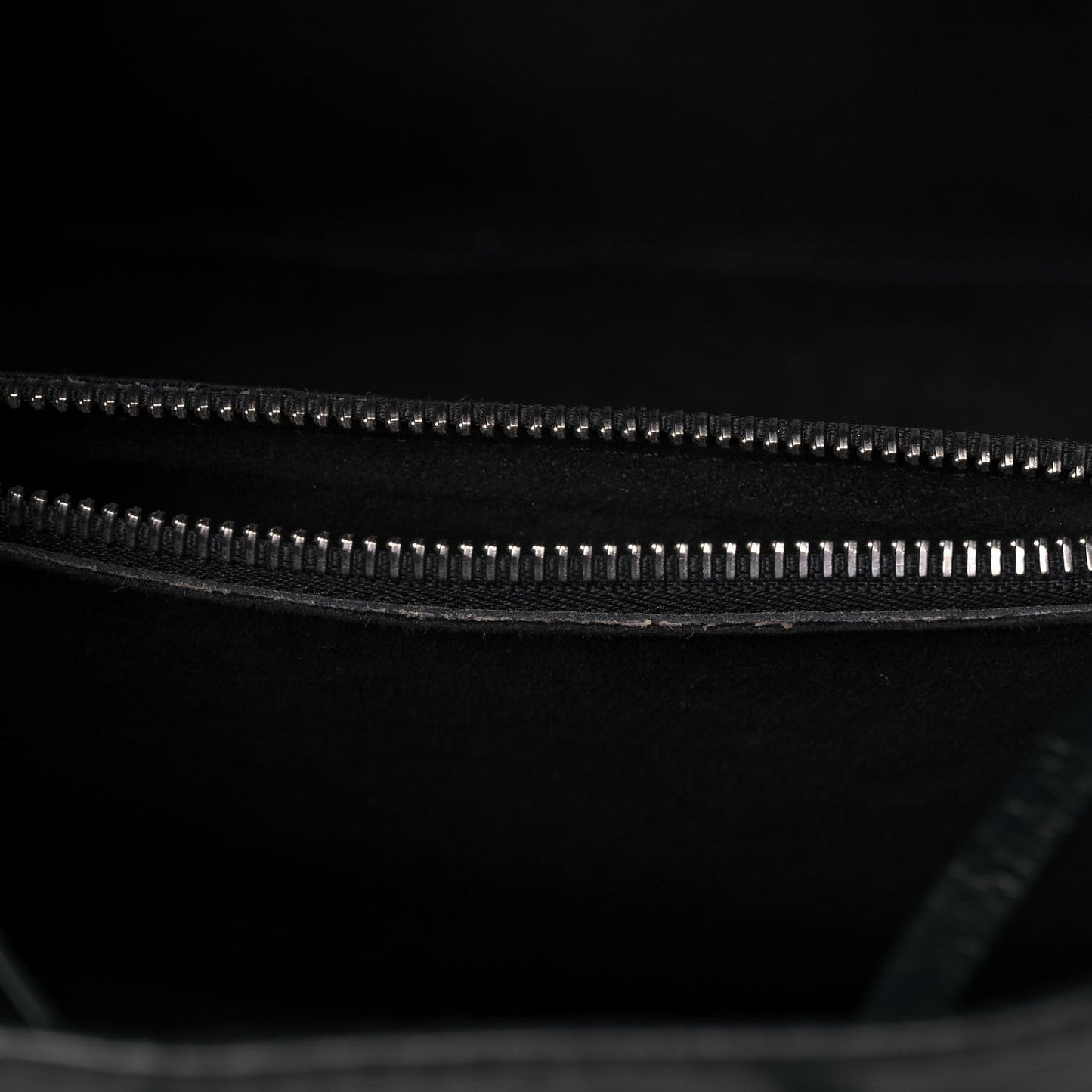 Epi Neonoe Black