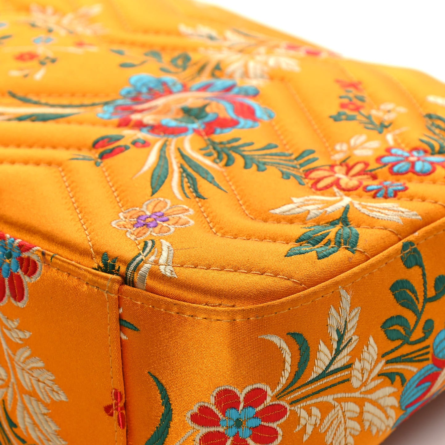 Jacquard Matelasse Floral Medium GG Marmont Shoulder Bag Yellow