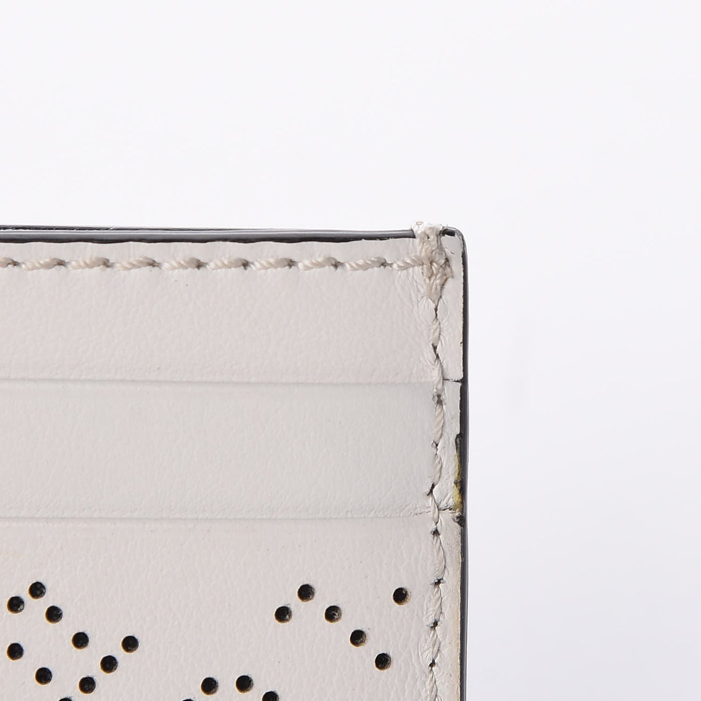 Calfskin Perforated Sandon Card Card Case White