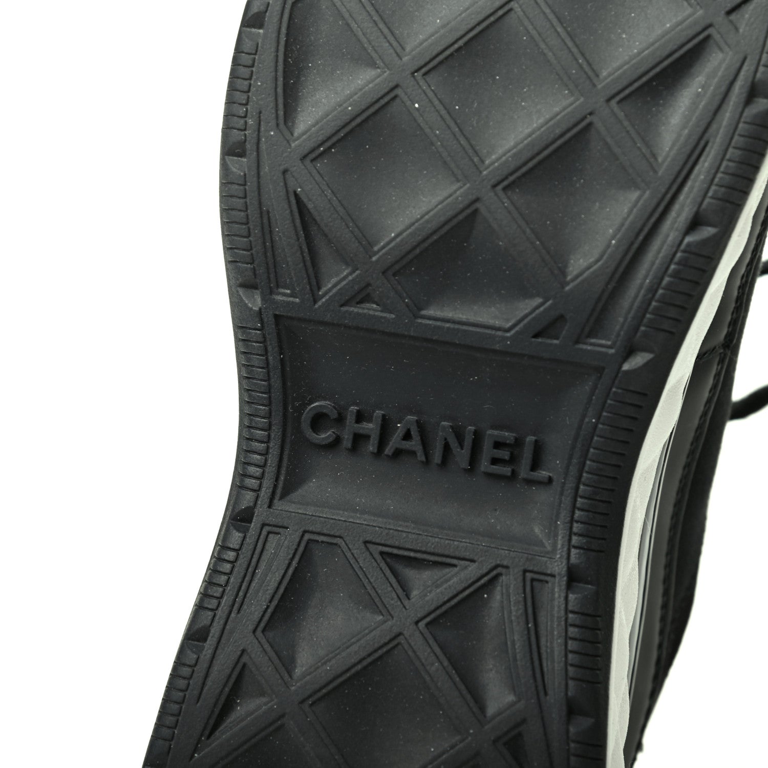 Chanel Velvet Calfskin Mixed Fibers CC Sneakers 38 Black 6 of 9