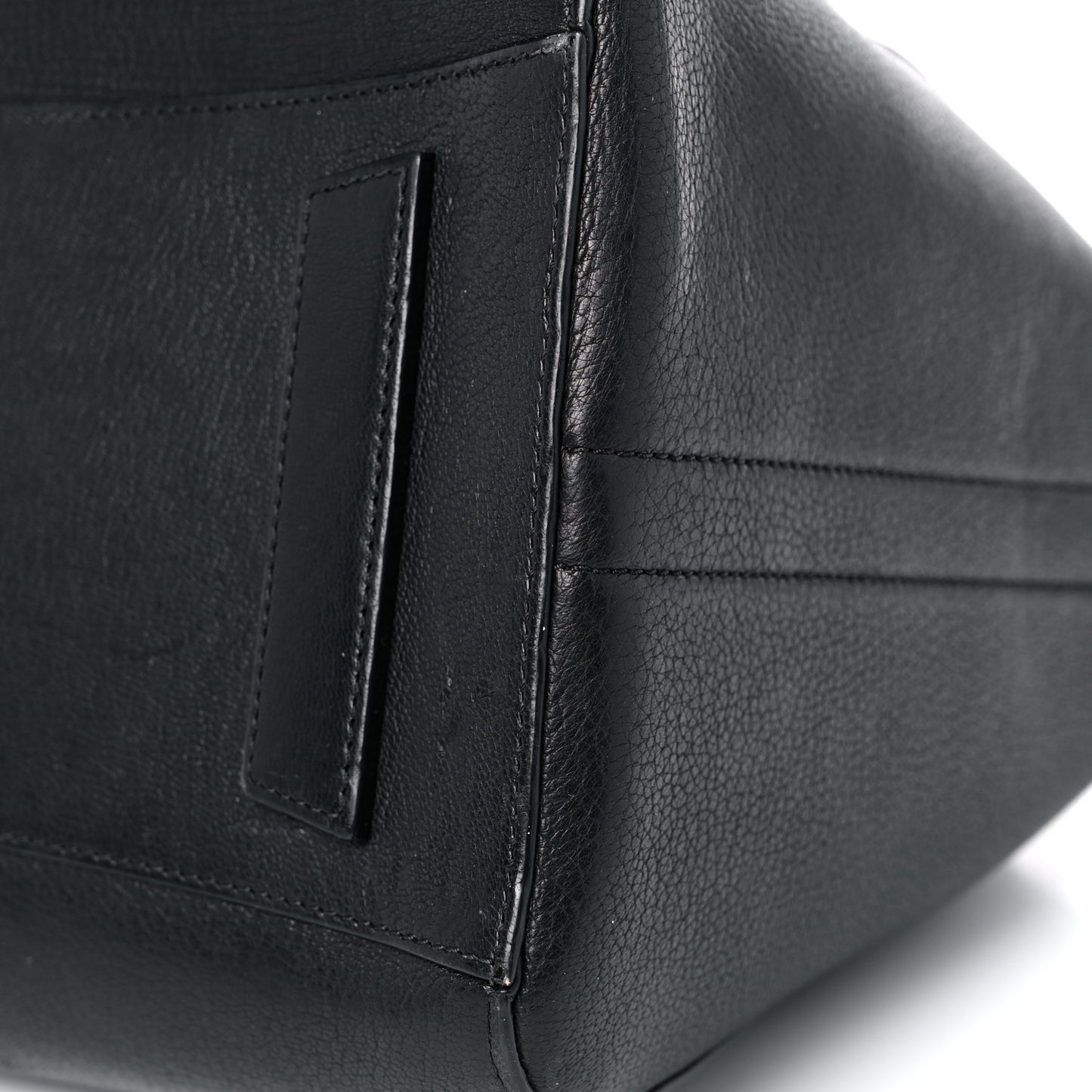 Sugar Goatskin Medium Antigona Black
