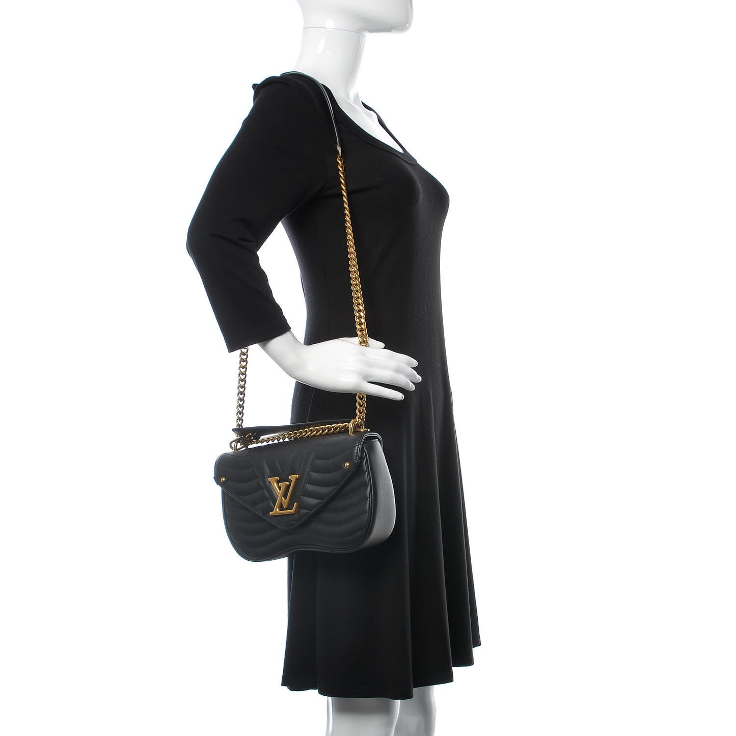 Calfskin New Wave Chain MM Black