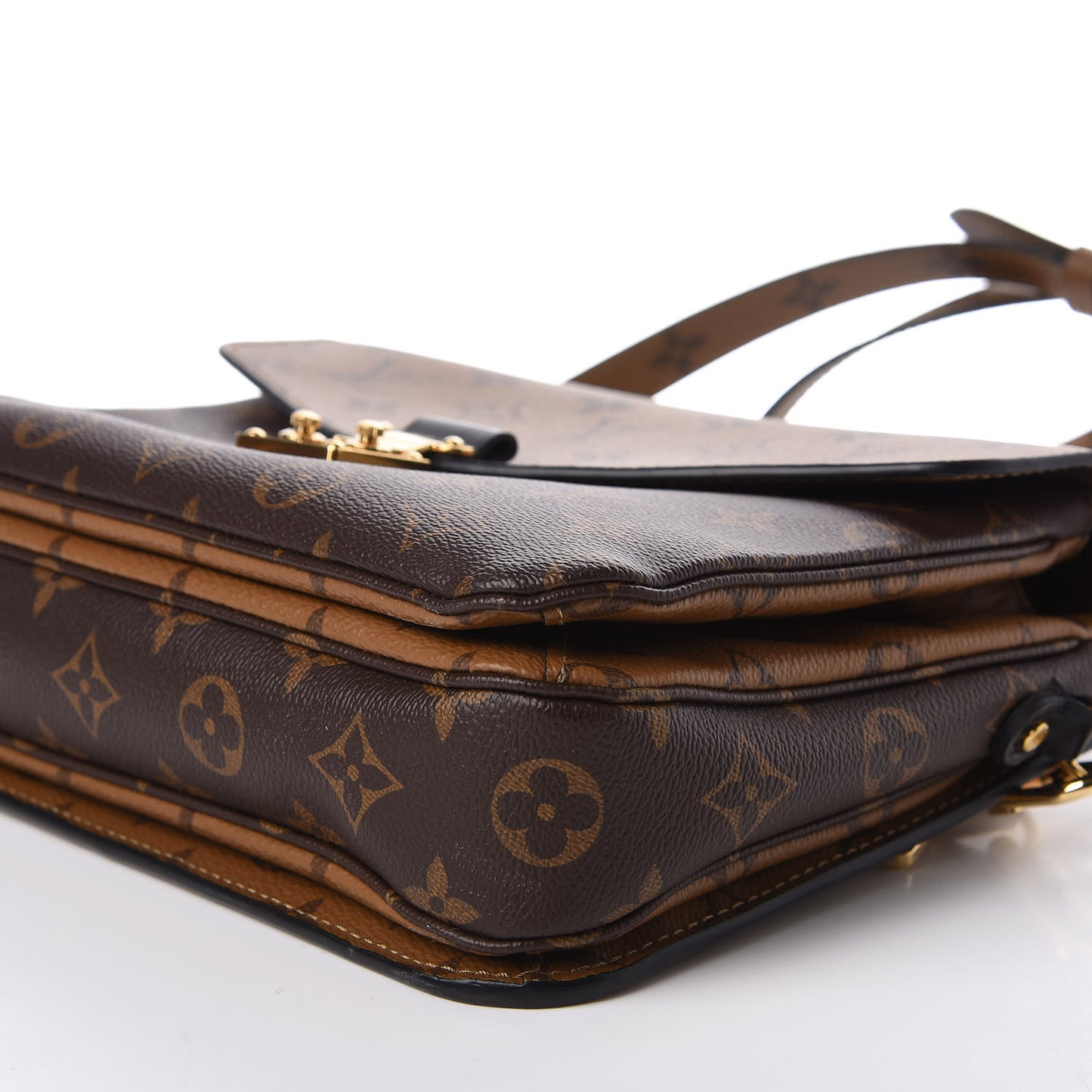 Reverse Monogram Pochette Metis