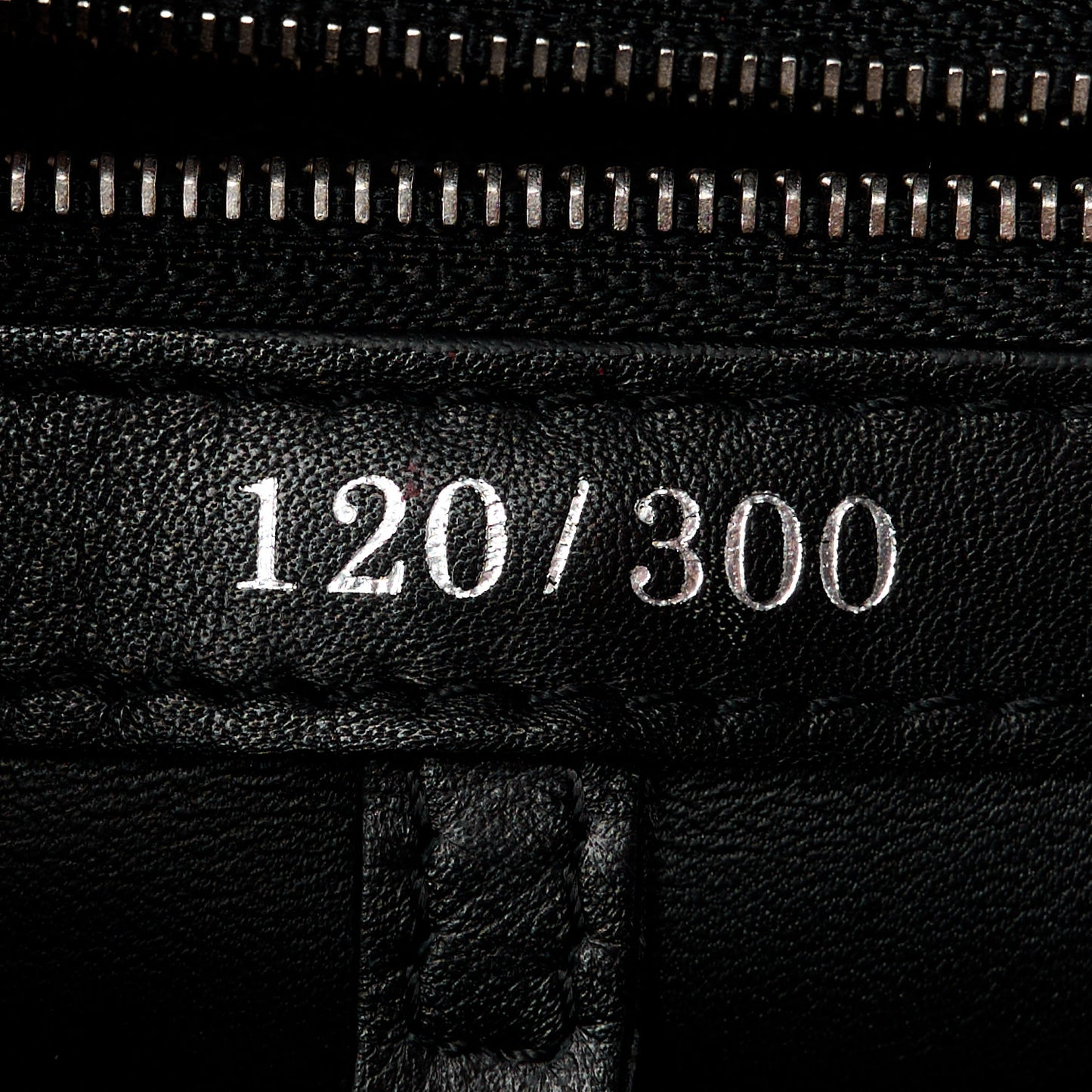 Calfskin Lambskin Artycapucines Nicholas Hlobo PM Black