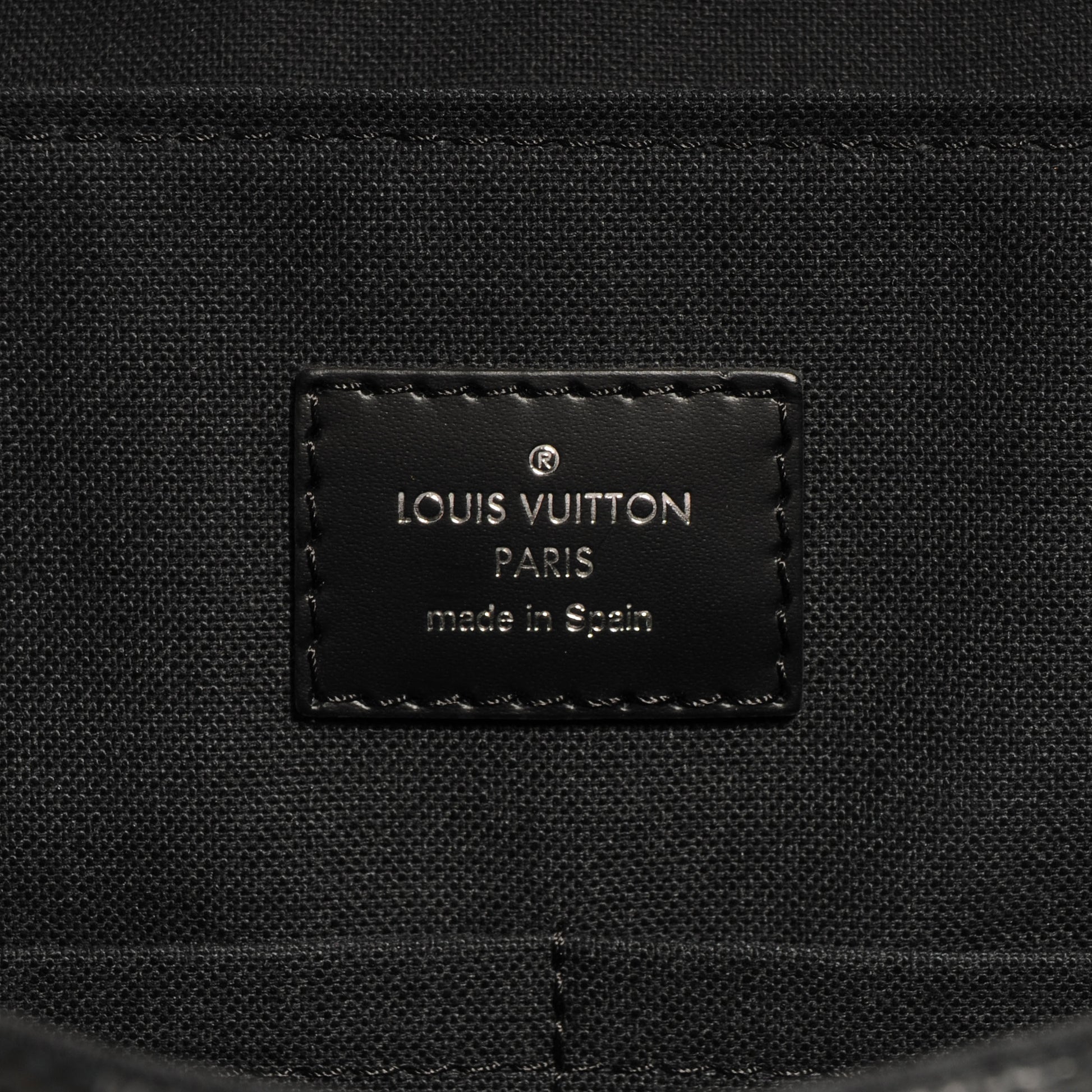 Louis Vuitton Damier Graphite District MM 6 of 7