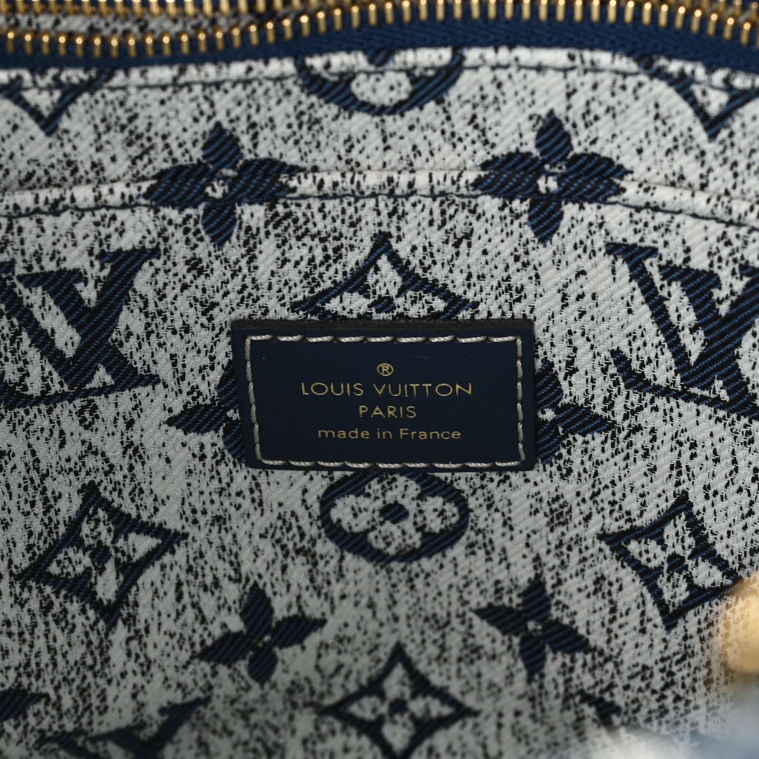 Louis Vuitton Monogram Jacquard Denim Onthego MM Bleu 6 of 9