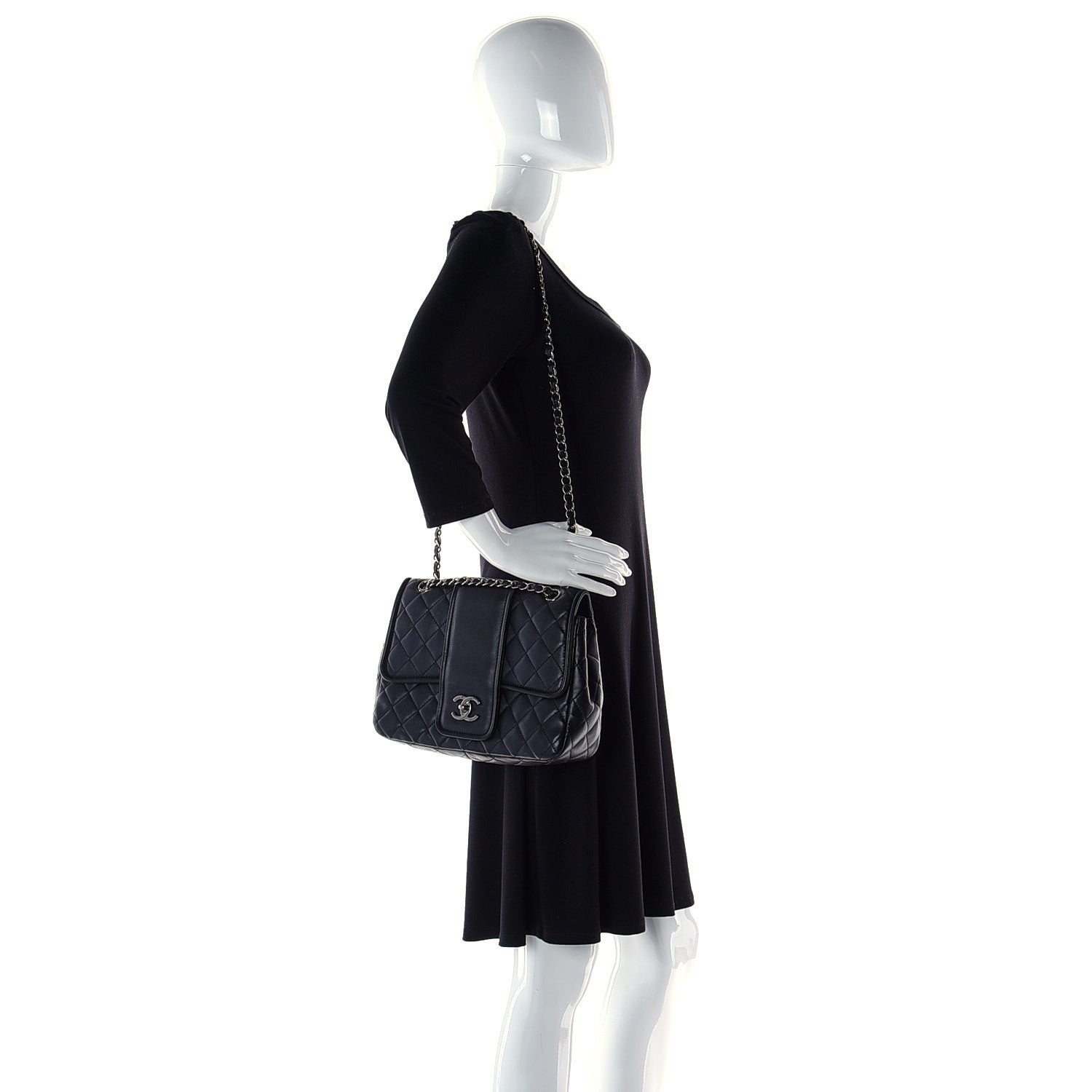 Chanel Lambskin Quilted Elementary Chic Flap Black 4 of 7