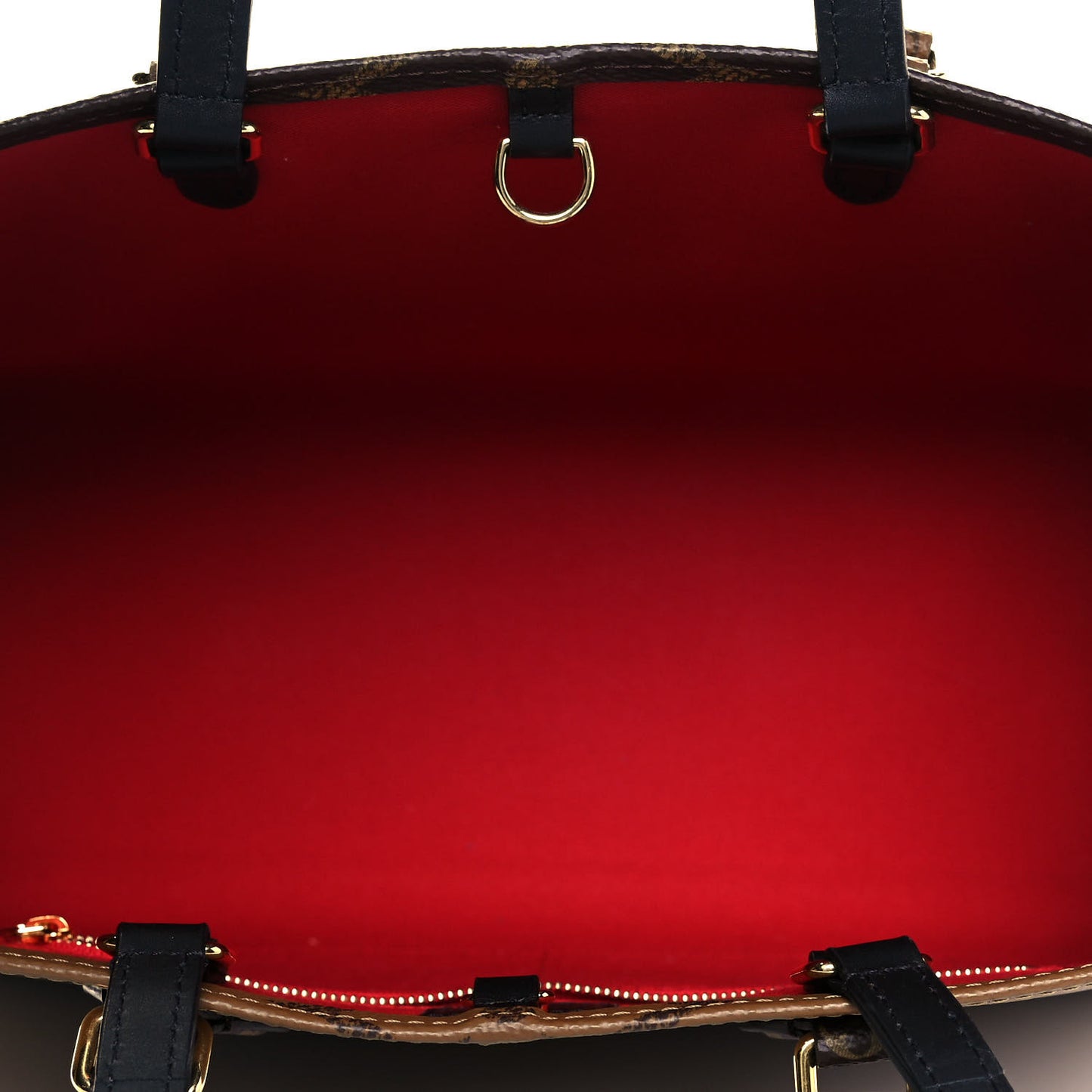 Reverse Monogram Giant Onthego MM