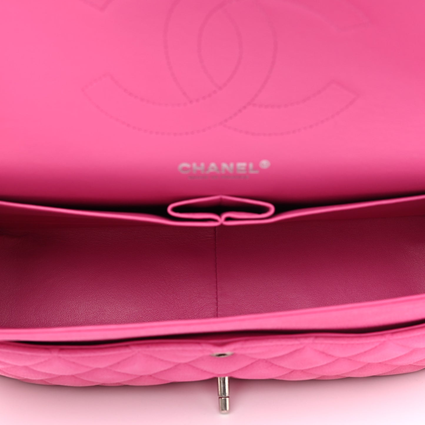 Iridescent Caviar Quilted Jumbo Double Flap Pink