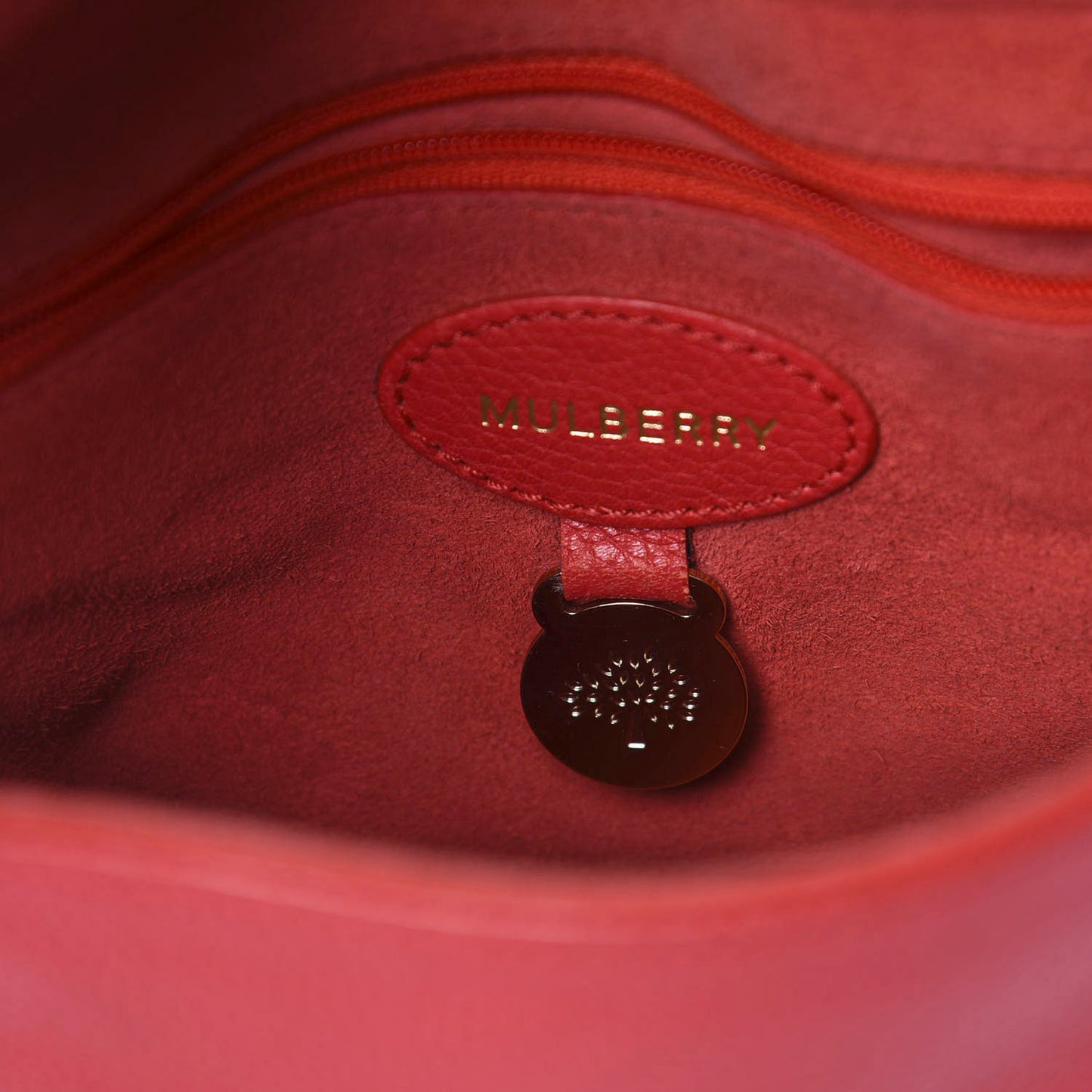 Small Classic Grain Small Lily Flap Red