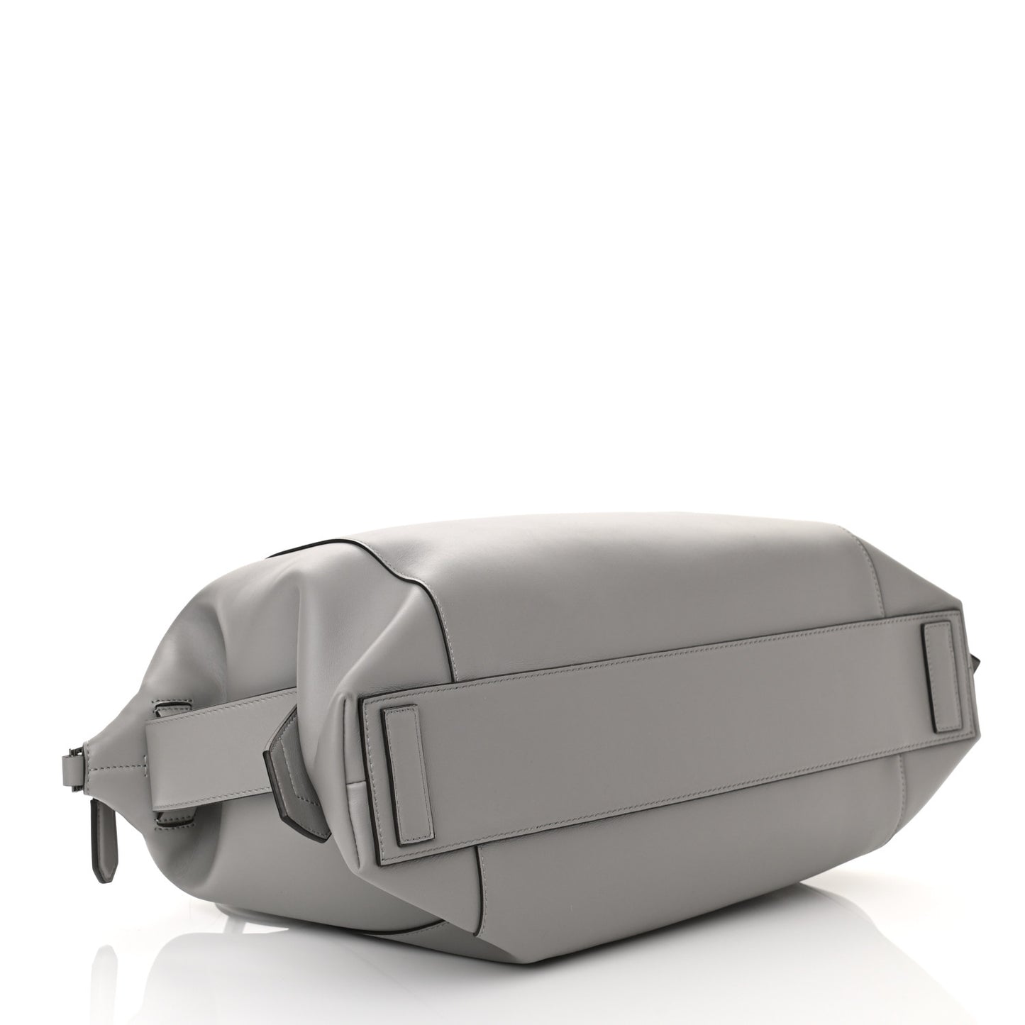 Smooth Calfskin Medium Soft Antigona Grey