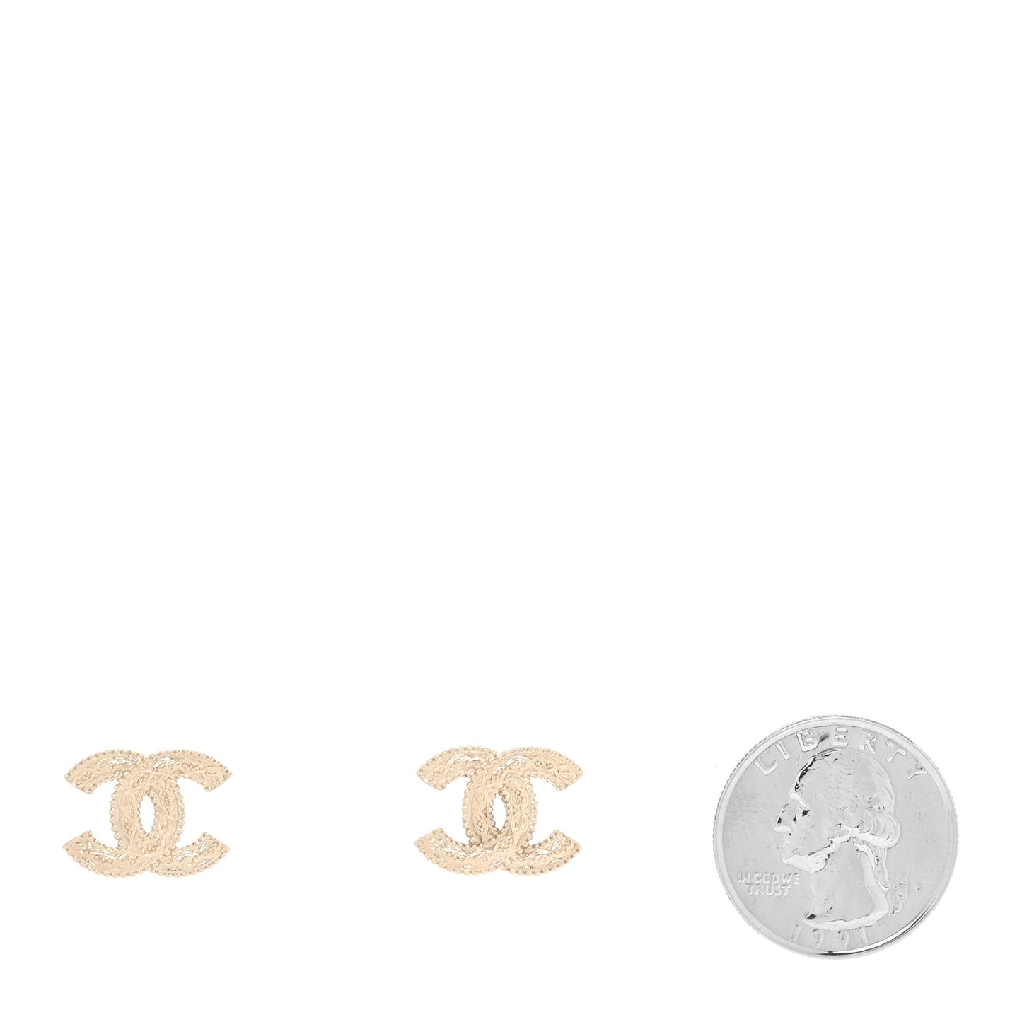 Metal CC Earrings Gold