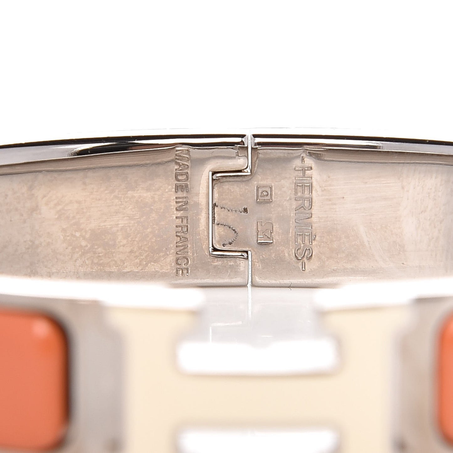 Enamel Narrow Clic Clac H Bracelet PM Mango White