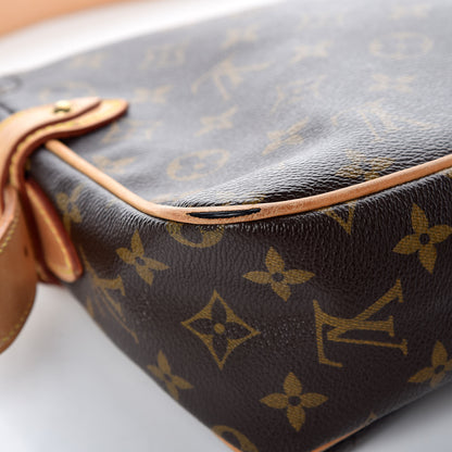 Louis Vuitton Monogram Hudson PM 16 of 23