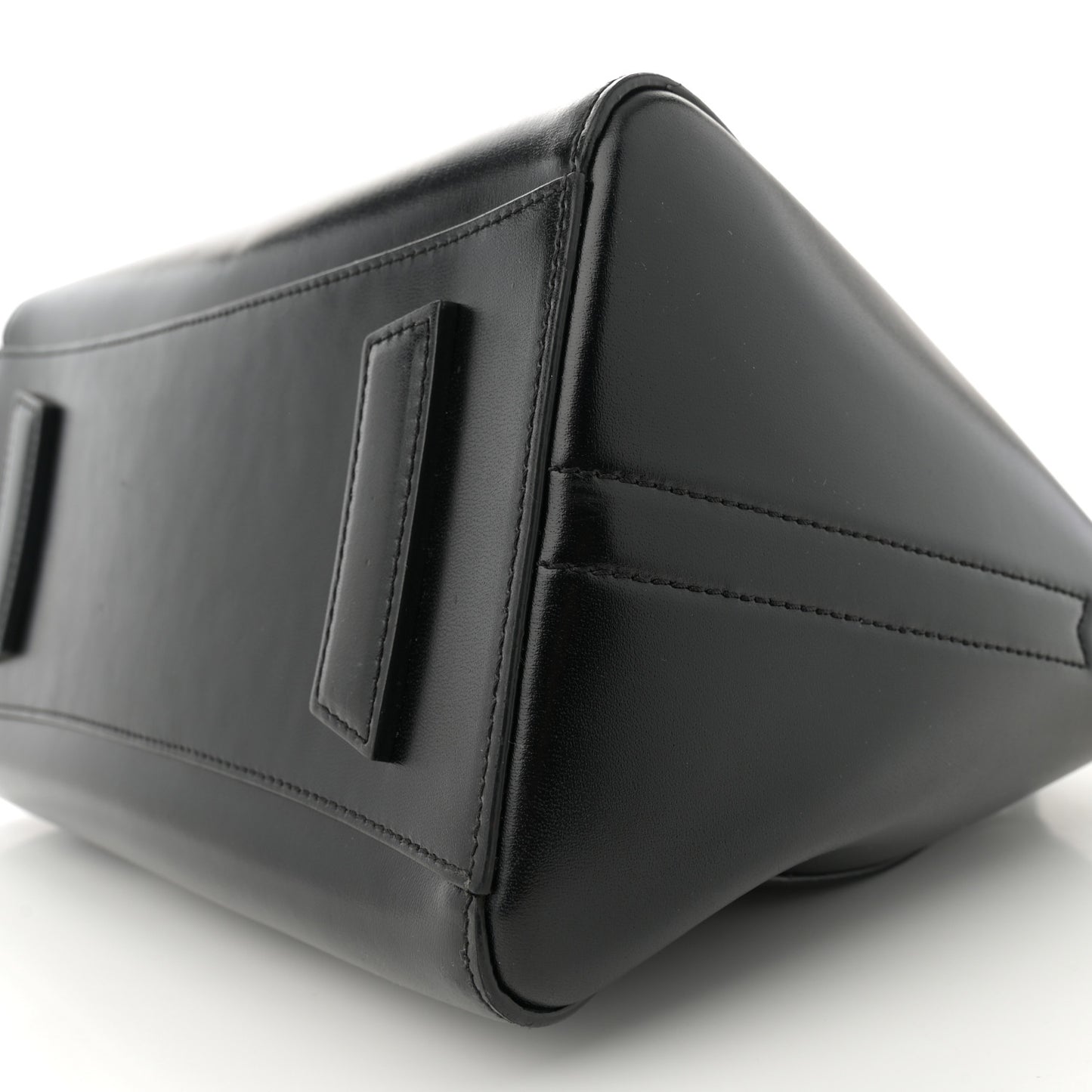 Shiny Lord Calfskin Small Antigona Black
