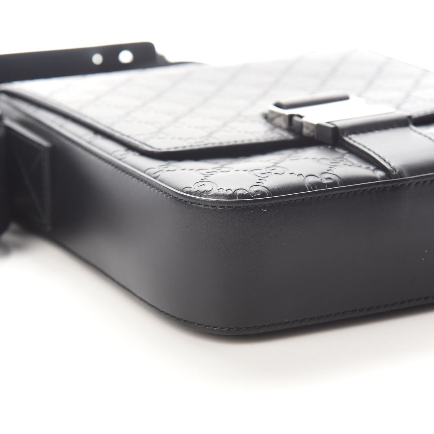 Guccissima Signature Single Buckle Flap Messenger Bag Black