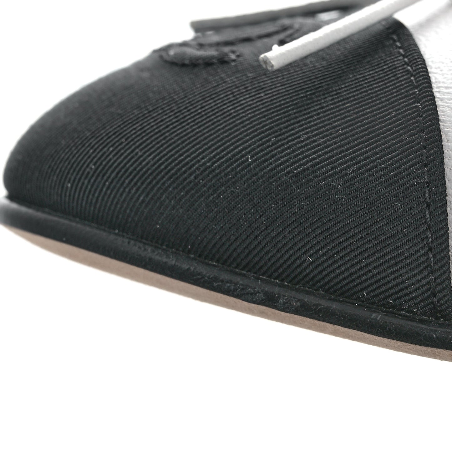 Lambskin Cap Toe CC Ballerina Flats 39 White Black