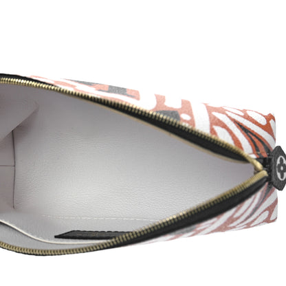 Louis Vuitton Monogram Giant Crafty Cosmetic Pouch Creme Caramel 5 of 8