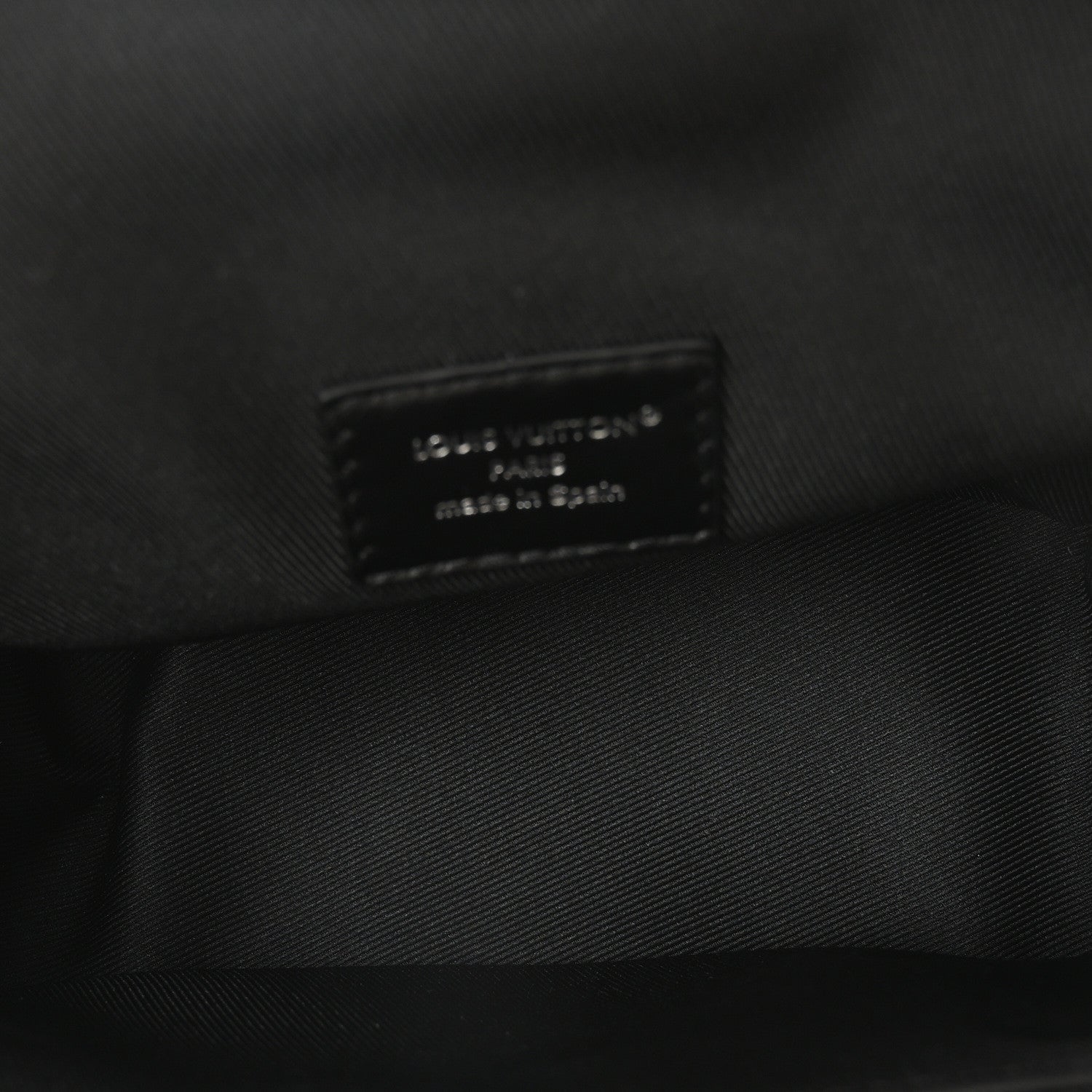 Louis Vuitton Calfskin Cargo Wearable Wallet Black 5 of 9