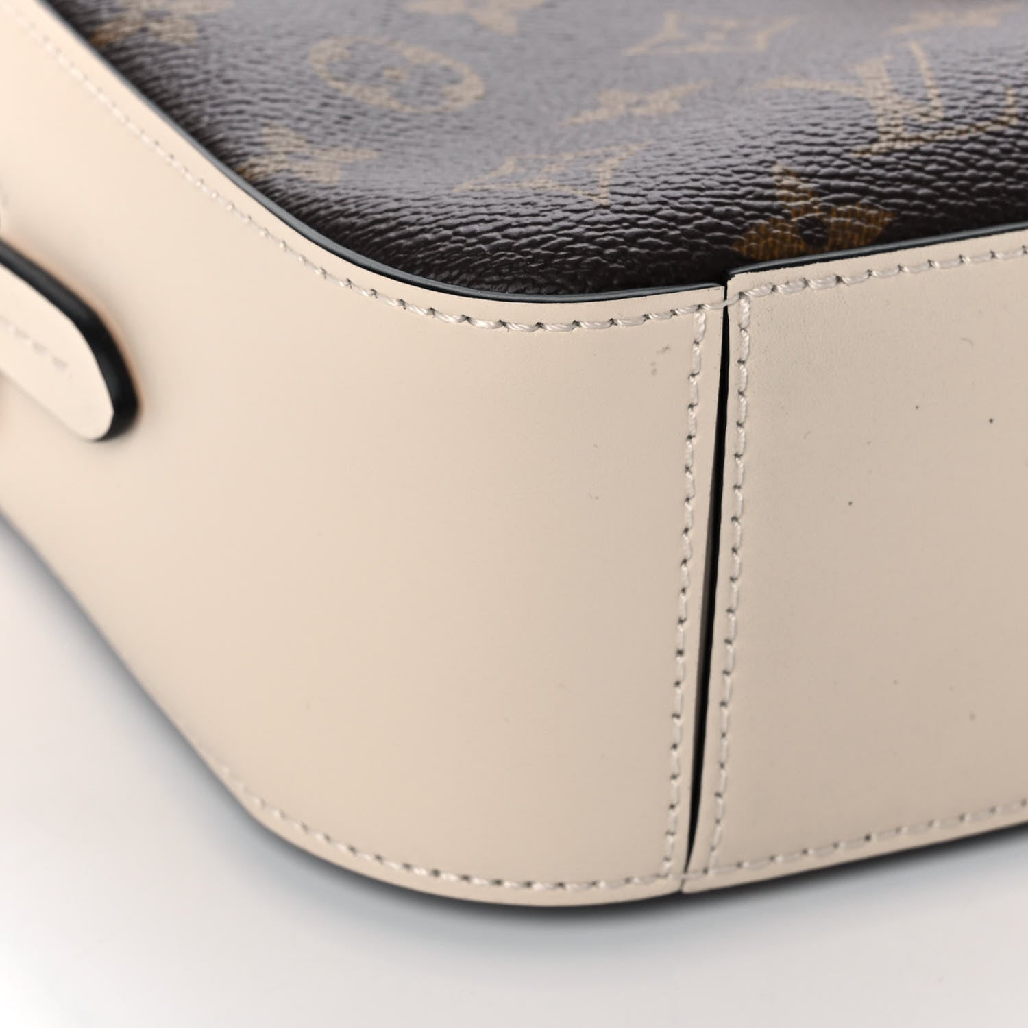 Louis Vuitton Monogram Saintonge Creme 10 of 11
