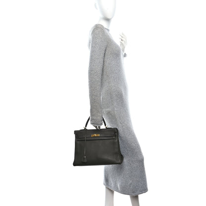 Hermes Vache Liegee Kelly Retourne 35 Vert Bronze 2 of 10