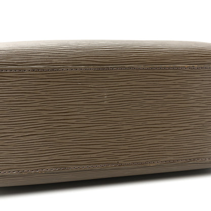 Louis Vuitton Epi Pont-Neuf Pepper 16 of 17