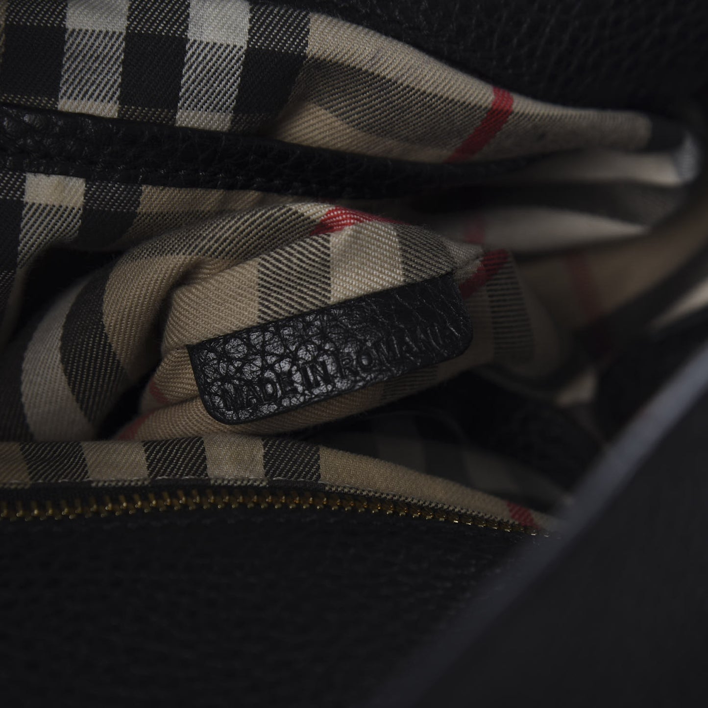 Grainy Calfskin Medium Cale Hobo Black