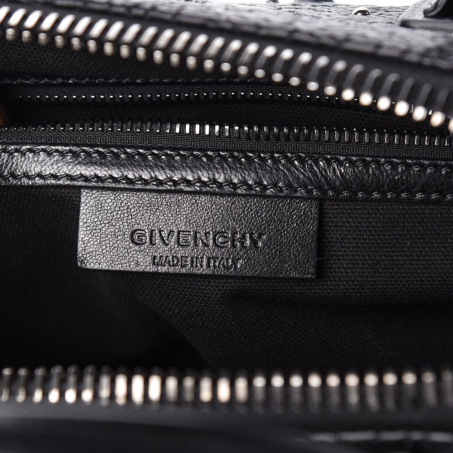 Lambskin Logo Embossed Small Studded Antigona Black