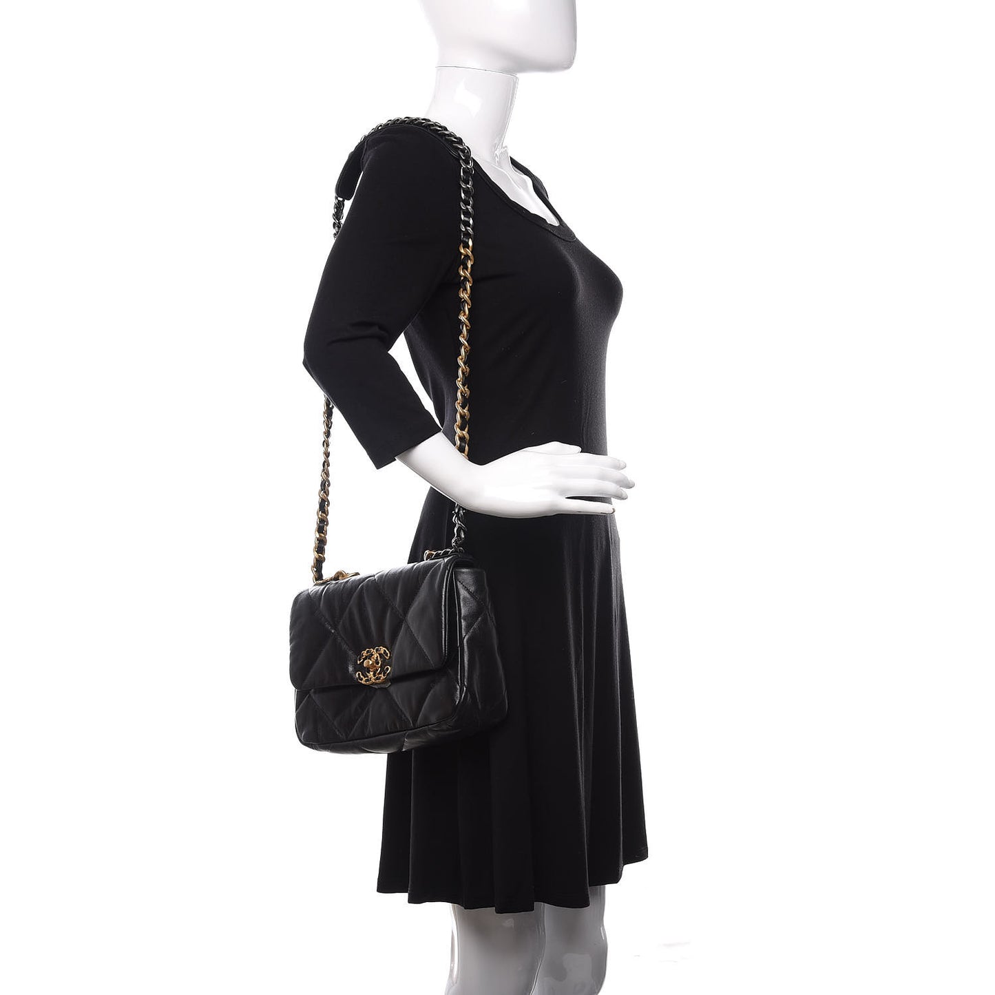 Goatskin Quilted Medium 19 Flap Black