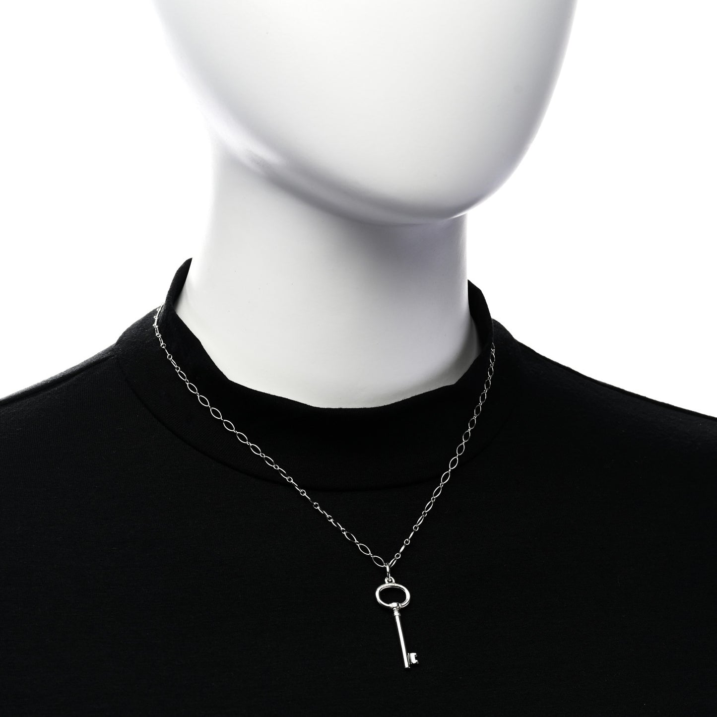 Sterling Silver Oval Key Pendant Link Necklace