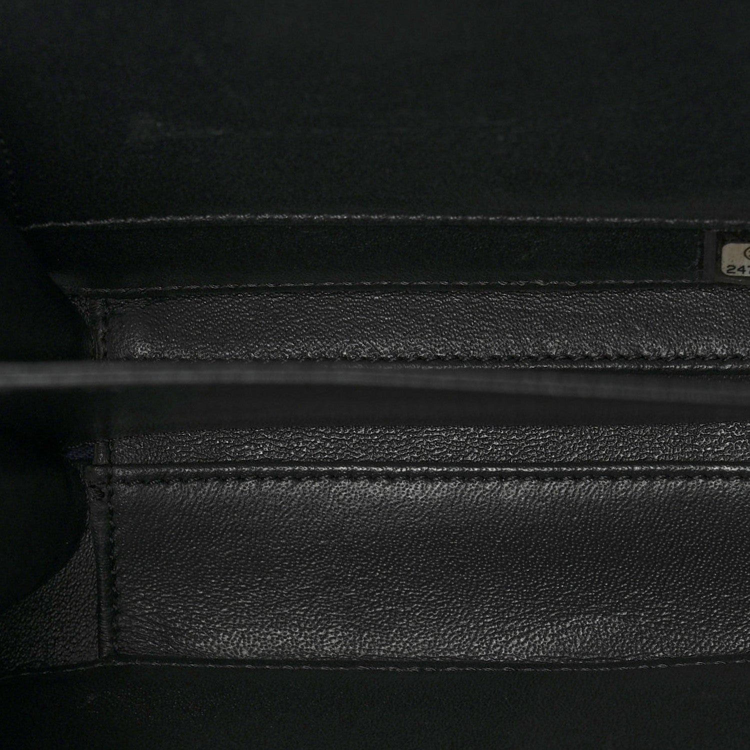 Chanel Caviar Quilted Small CC Filigree Vanity Case Navy Black 5 of 10