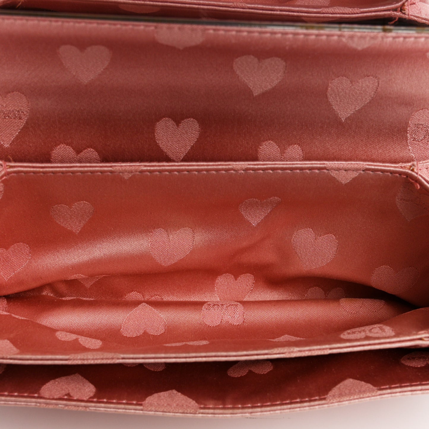 Satin Patent Heart D Trick Clutch Pink Black
