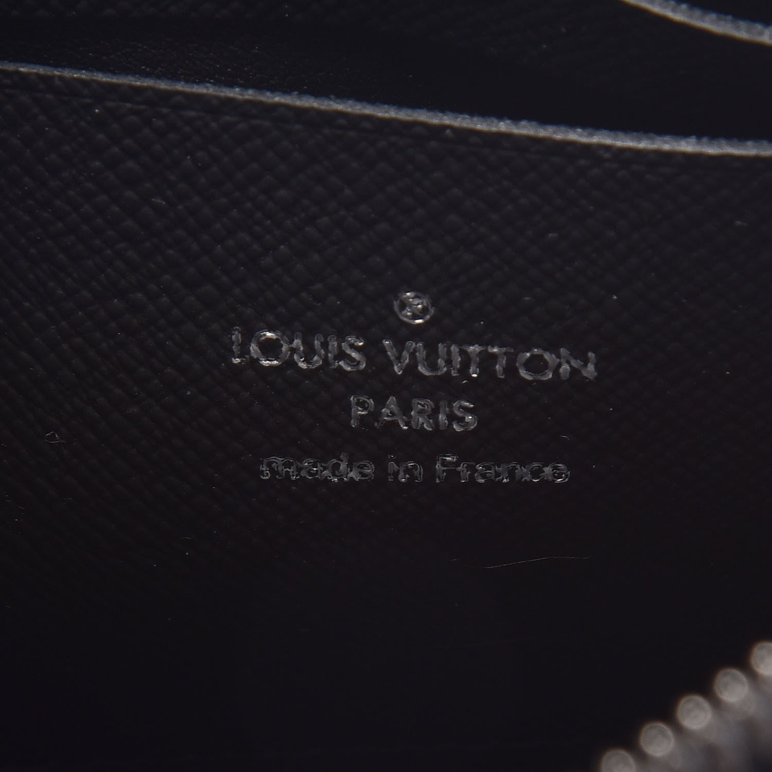 Louis Vuitton Monogram Eclipse Discovery Pochette 6 of 7