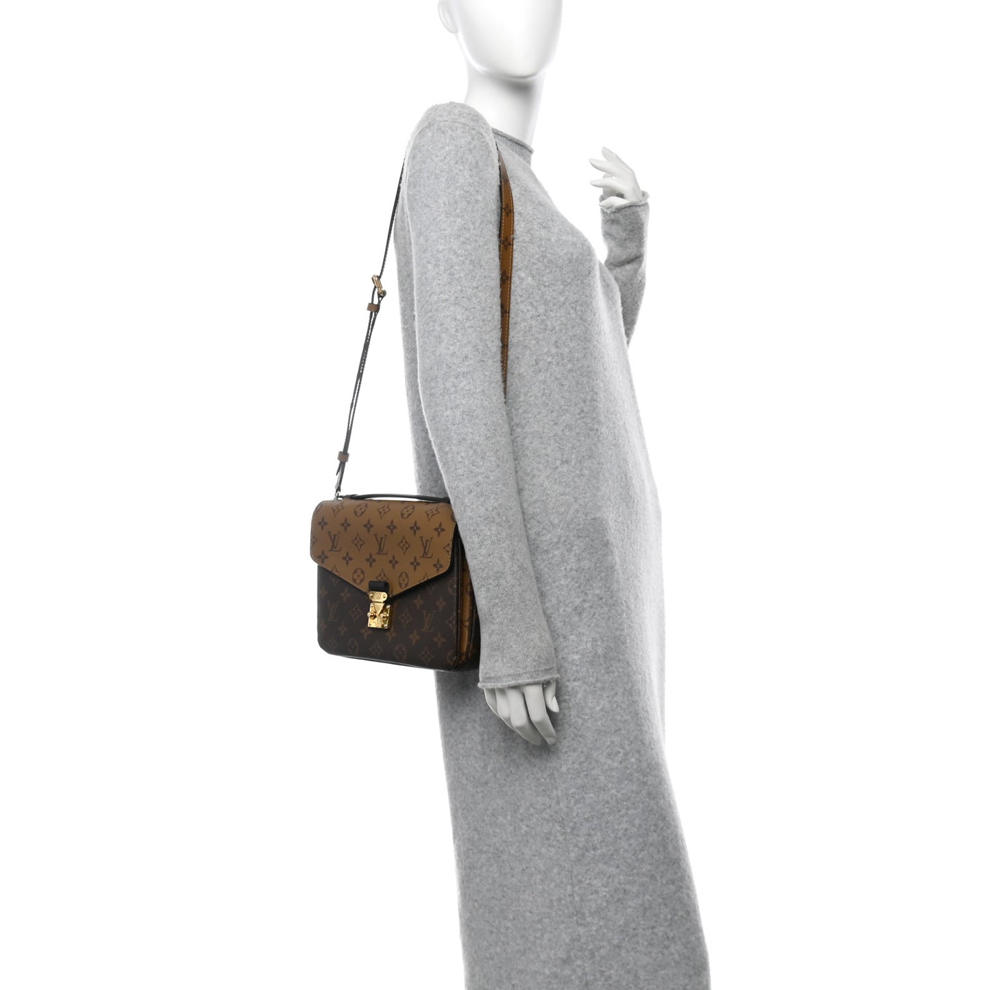 Reverse Monogram Pochette Metis