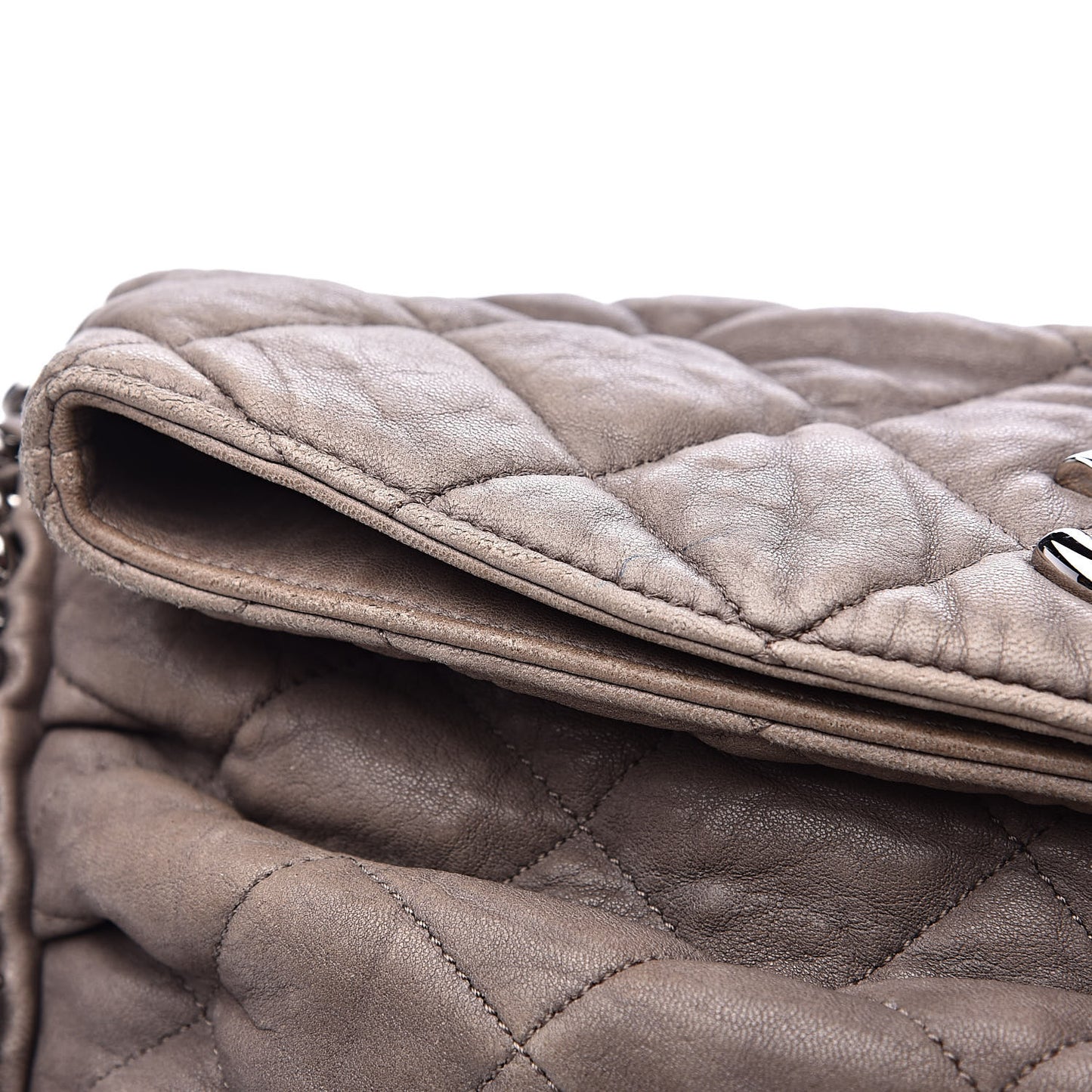Washed Lambskin Chain Around Hobo Grey