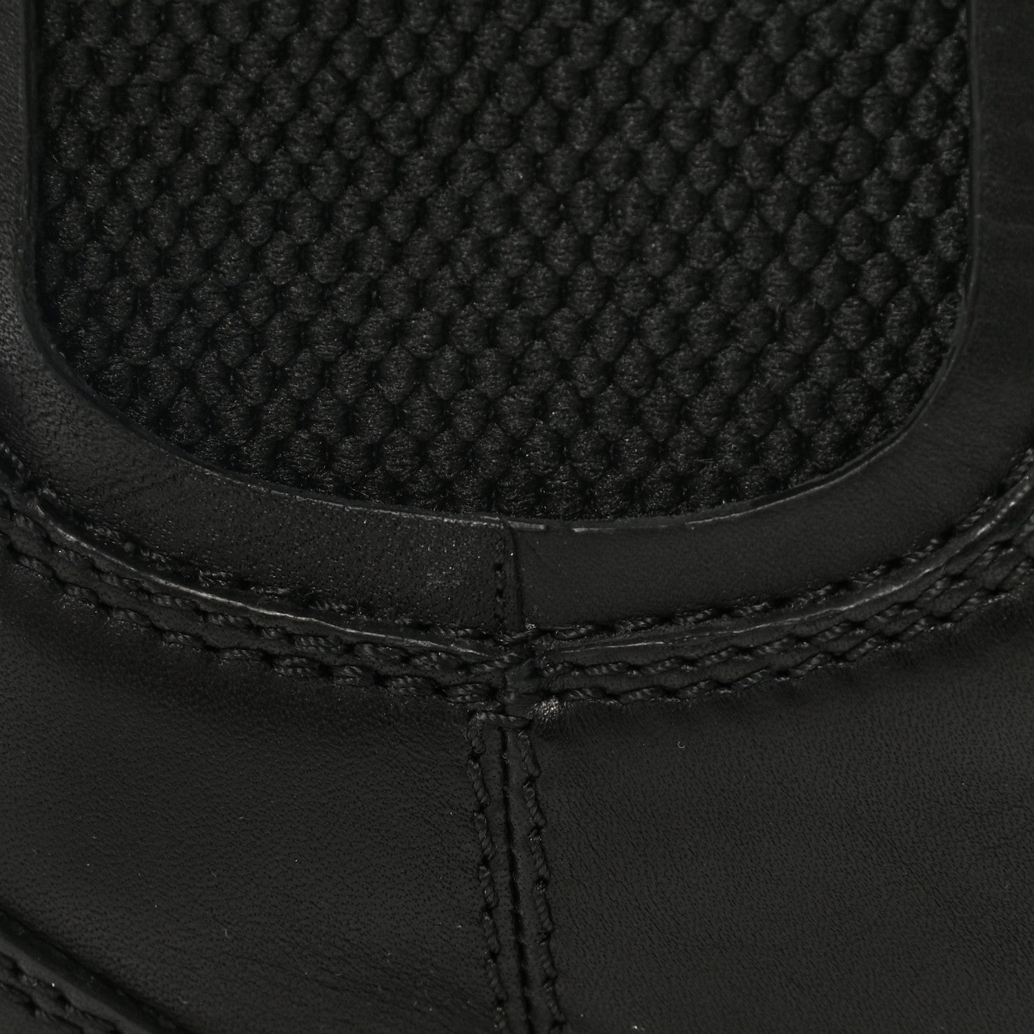 Gucci Calfskin Logo Mens Lug Sole Chelsea Ankle Boots 9 Black 9 of 12