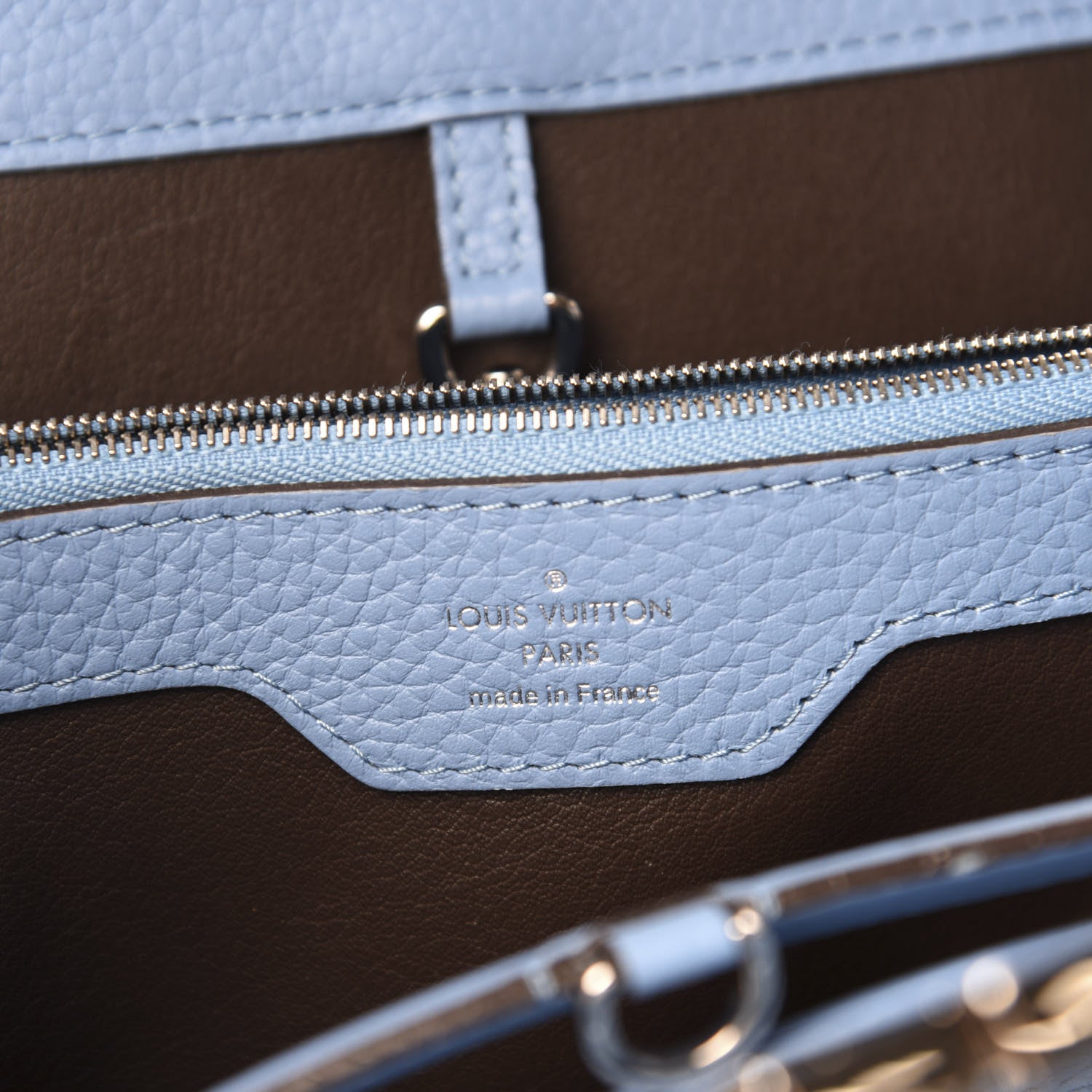 Louis Vuitton Taurillon Capucines MM Bleuet 15 of 21