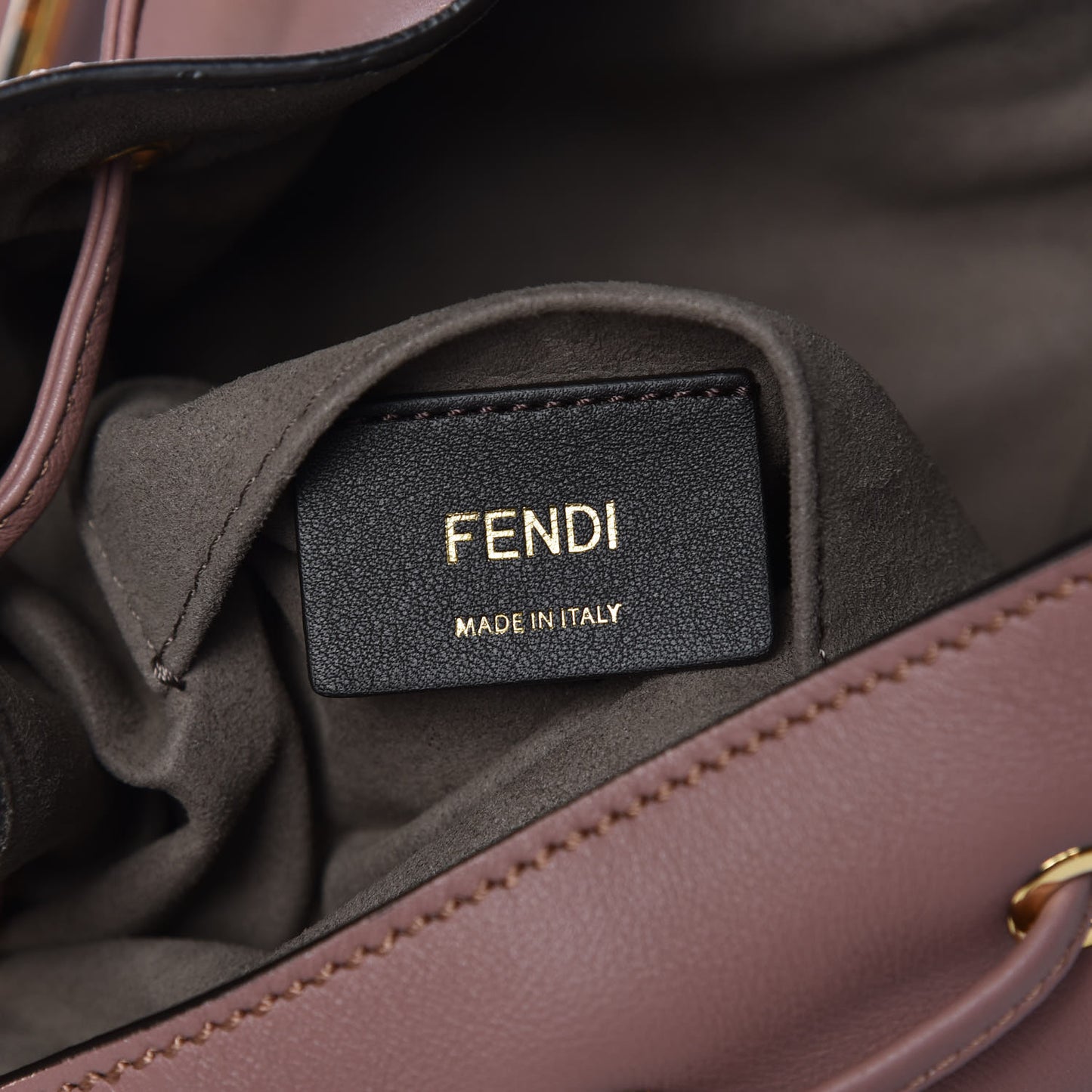 Vitello Grace Matte F is Fendi Grande Mon Tresor Bucket Bag English Rose