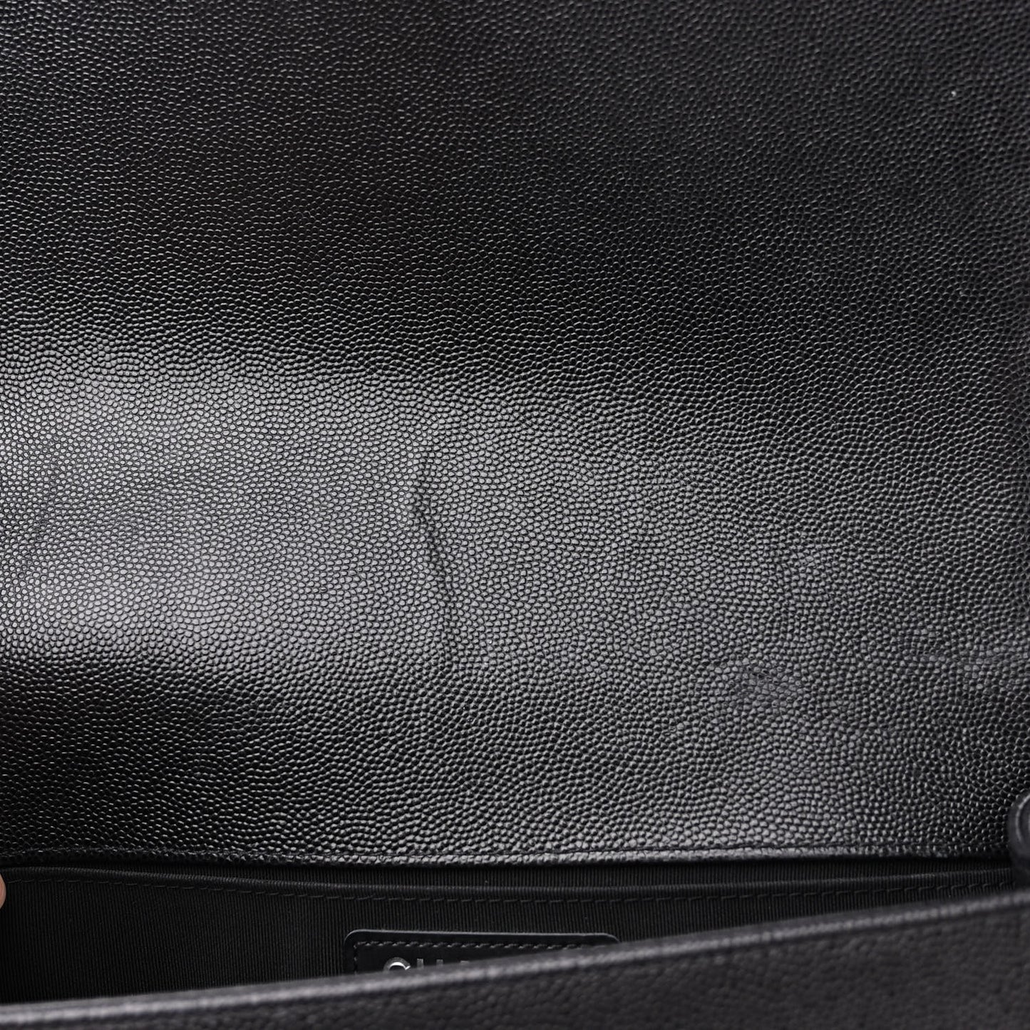 Caviar Quilted Medium Boy Flap Black