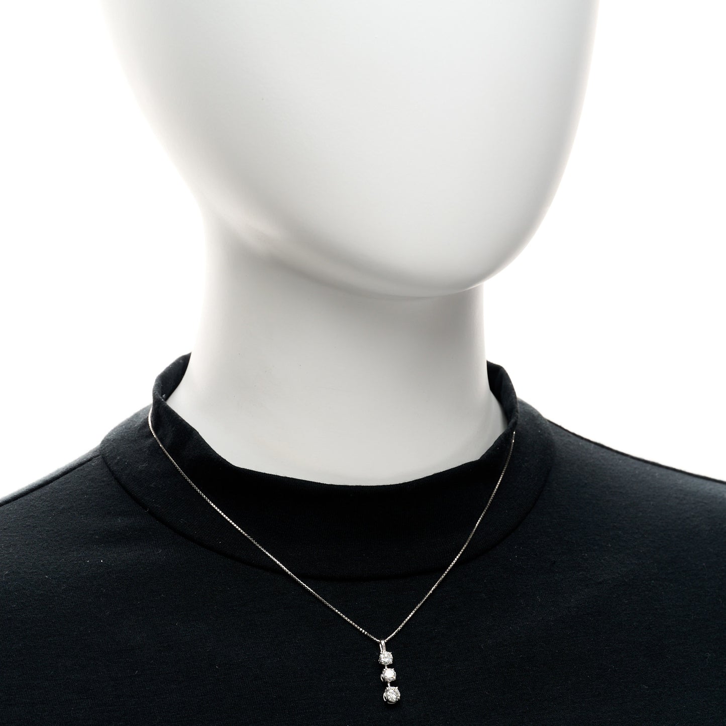Platinum Diamond 1.03ctw Graduate Triple Drop Pendant Necklace