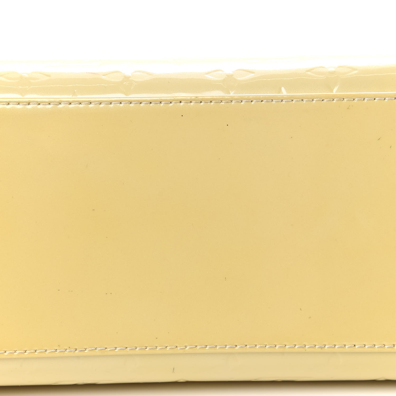 Louis Vuitton Vernis Brea MM Blanc Corail 9 of 15