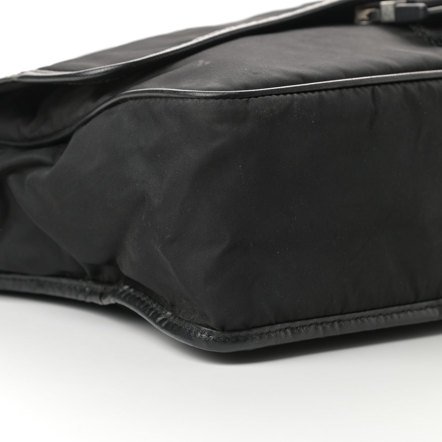 Tessuto Nylon Saffiano Messenger Satchel Black